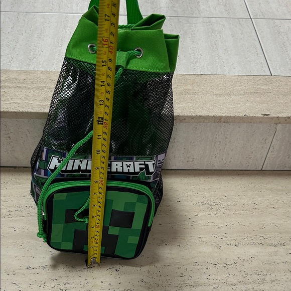 NEW 🆕 Minecraft Beach Backpack - Picture 4 of 4
